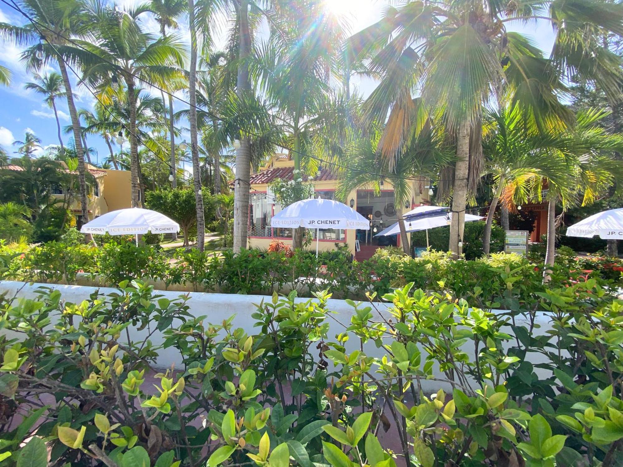 Caraibico Deluxe Beach Club & Spa Hotel Punta Cana Bagian luar foto